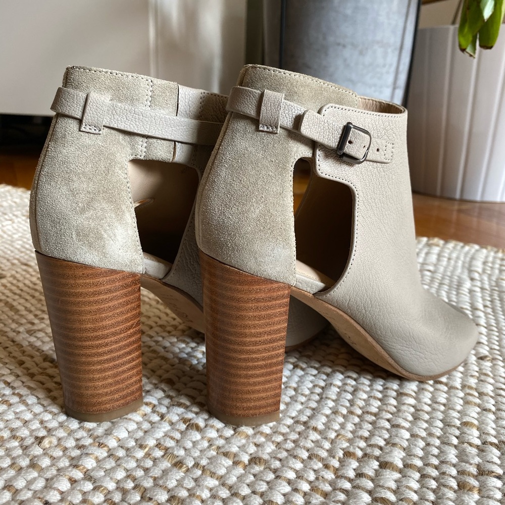 Brand New Via Spiga Heels